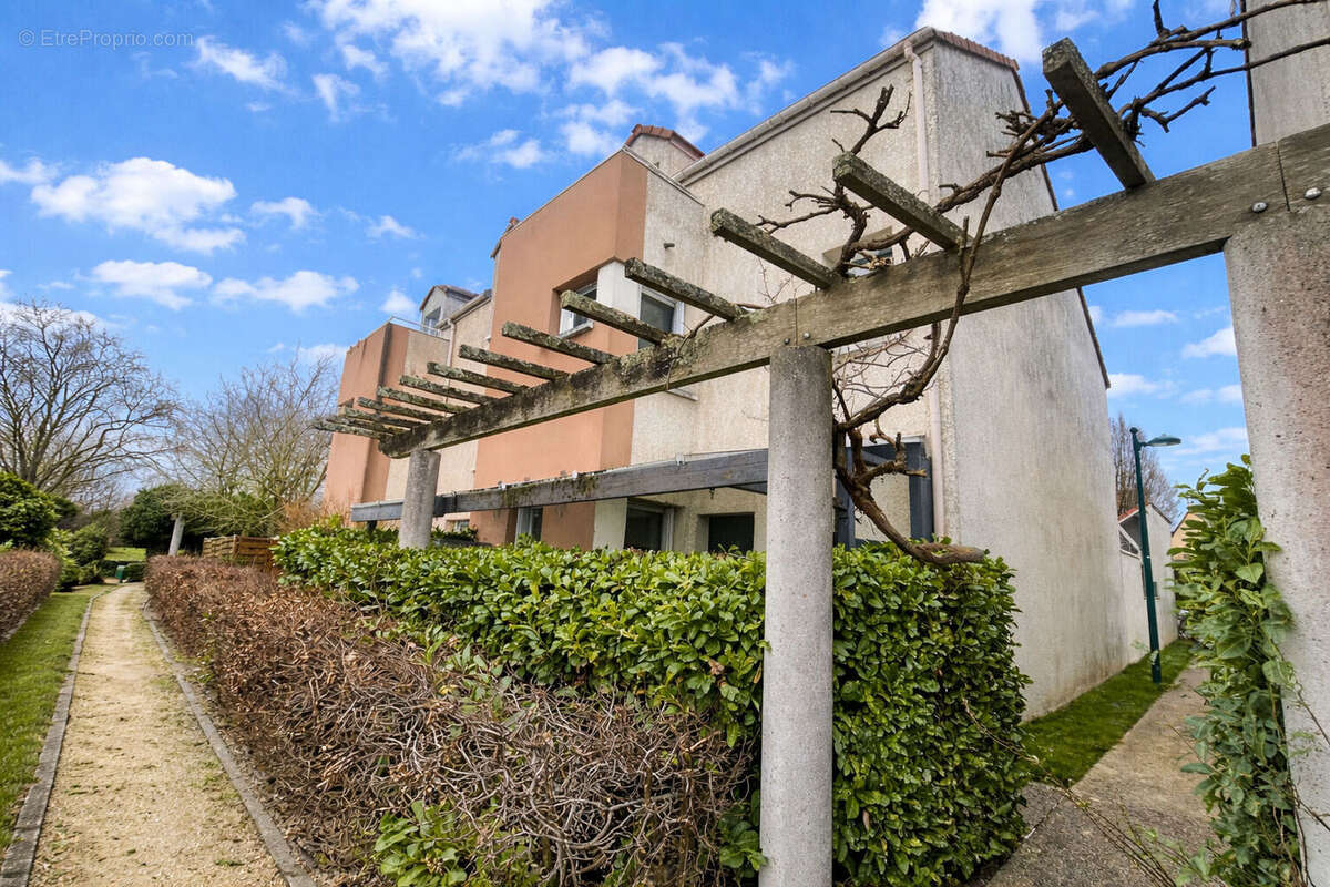 Appartement à SERRIS