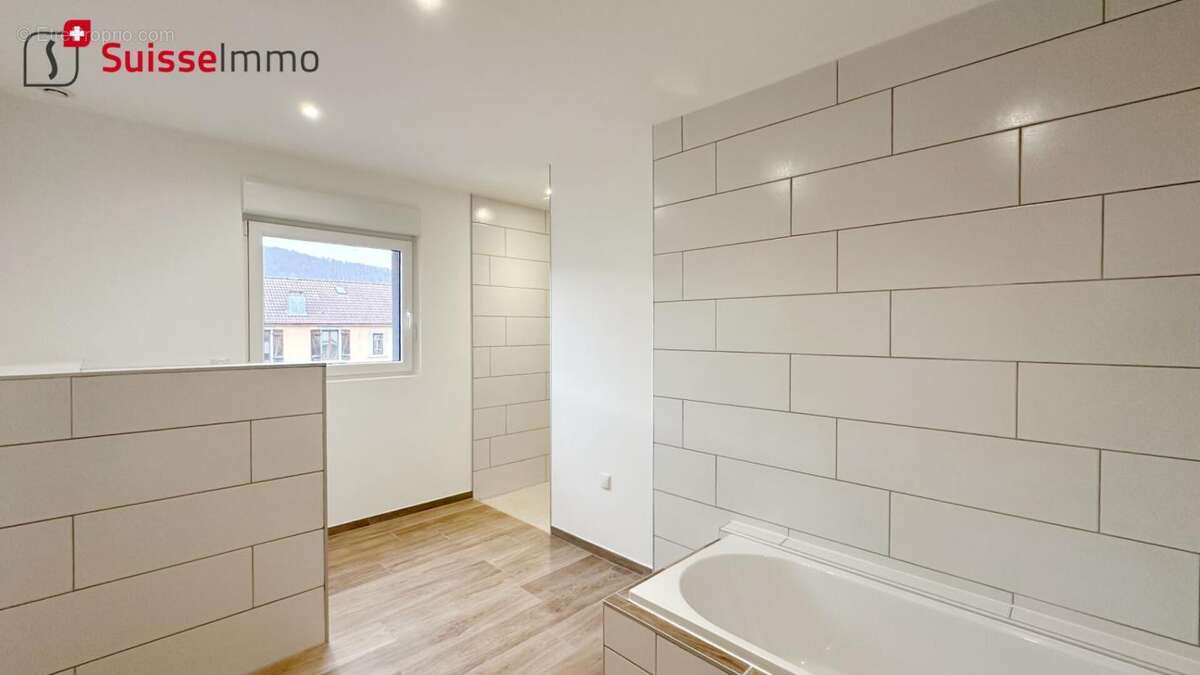 Maison à VOUJEAUCOURT