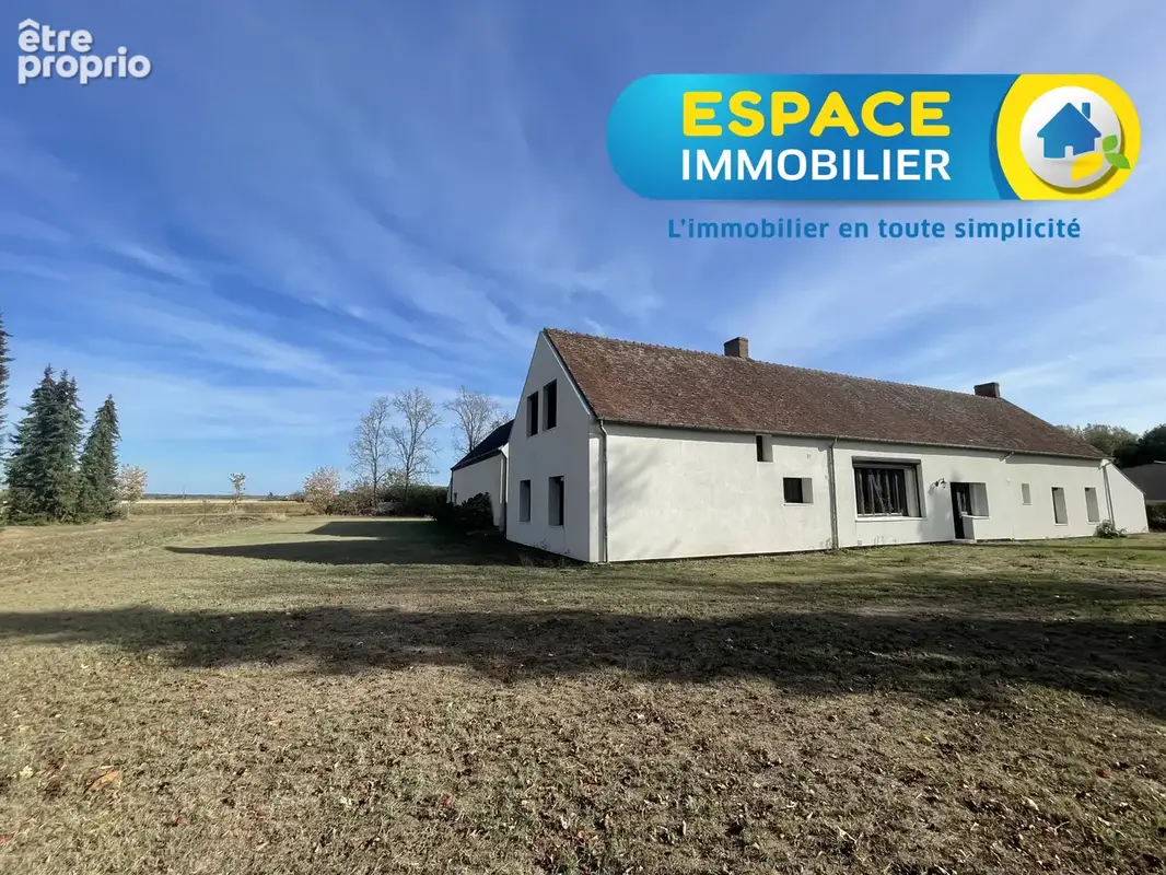 Ensemble immobilier avec ferme ancienne rénovée et dépendances sur 2,764 hectares à Bray-Saint-Aignan - photo 2