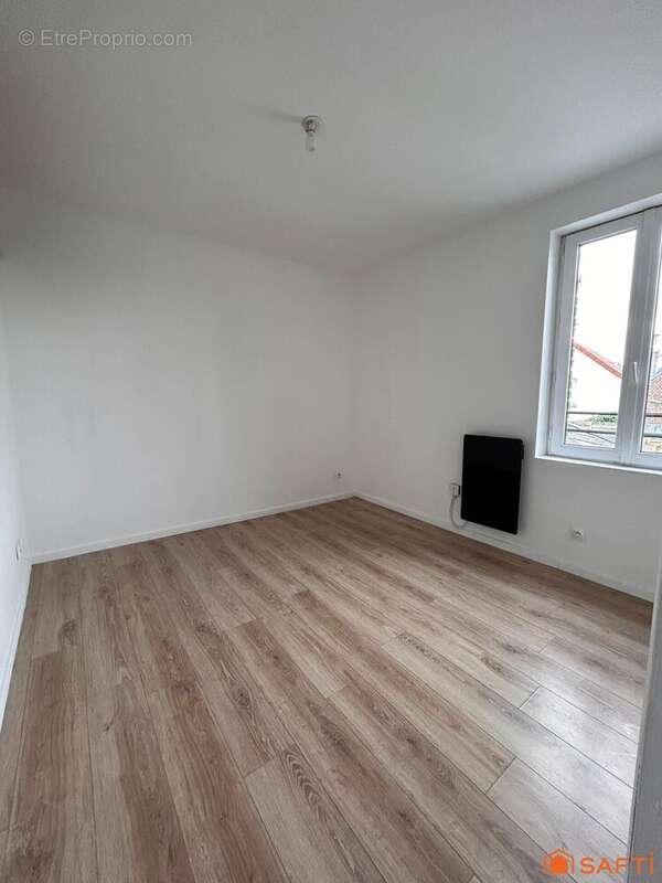 Maison 91 m² à Saint-Quentin  - photo 9