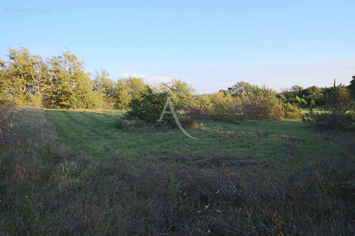 Terrain à PRAYSSAC