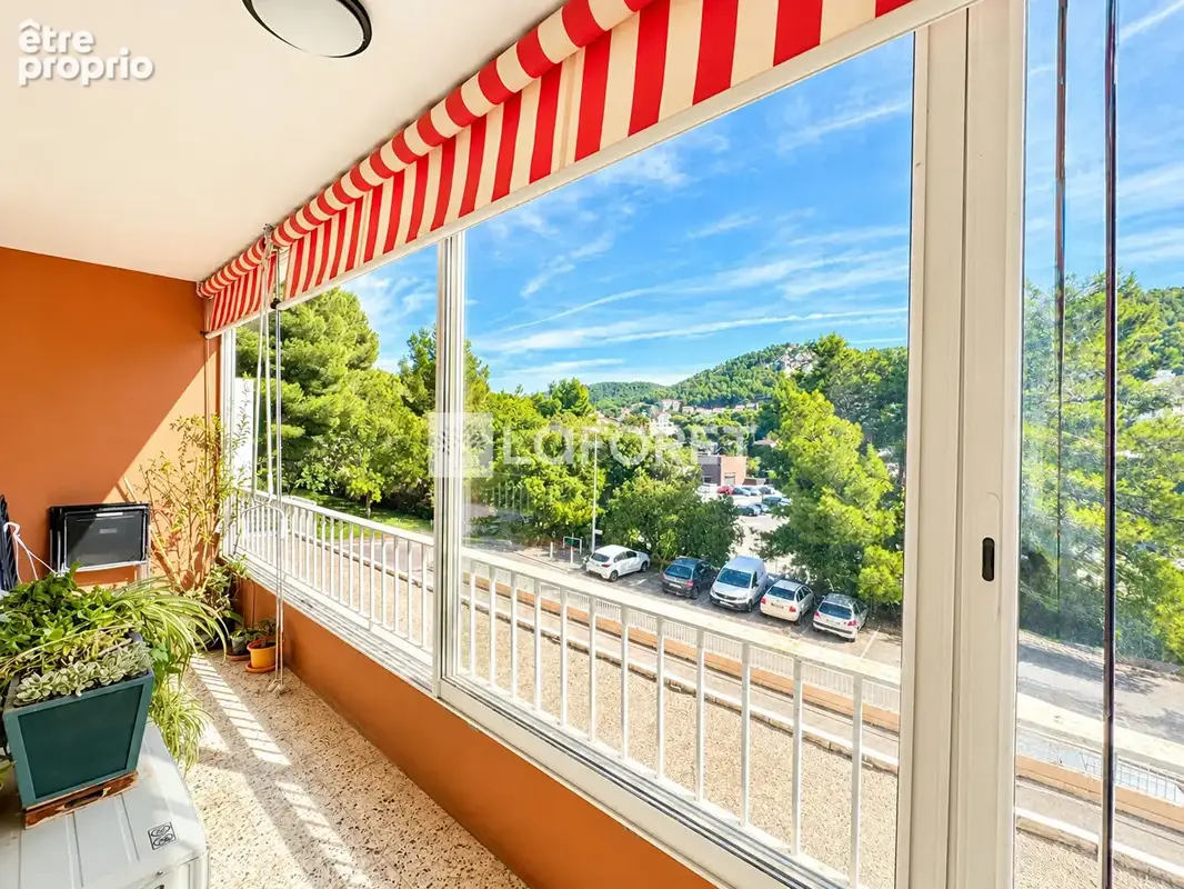 Appartement T4 de 69m2, Valmante 9eme - photo 4