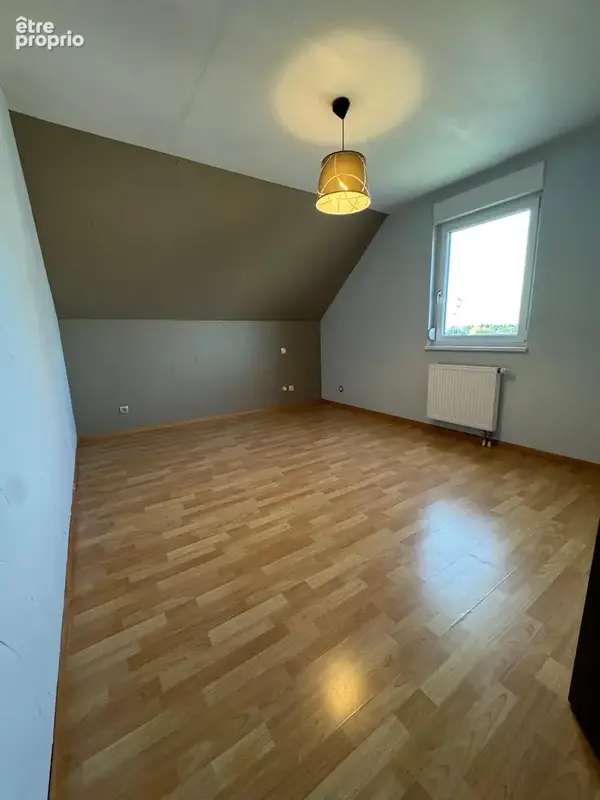 À vendre   Appartement 3 pièces de 74 m2 avec terrasse, garage et parkings - photo 9