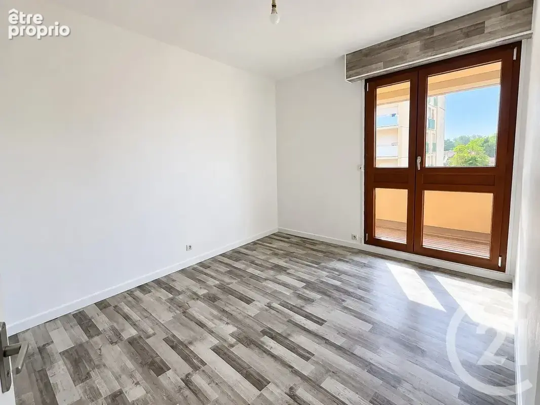 Appartement 4 pièces 72 m² à vendre à Chalons-En-Champagne (51000) - photo 7