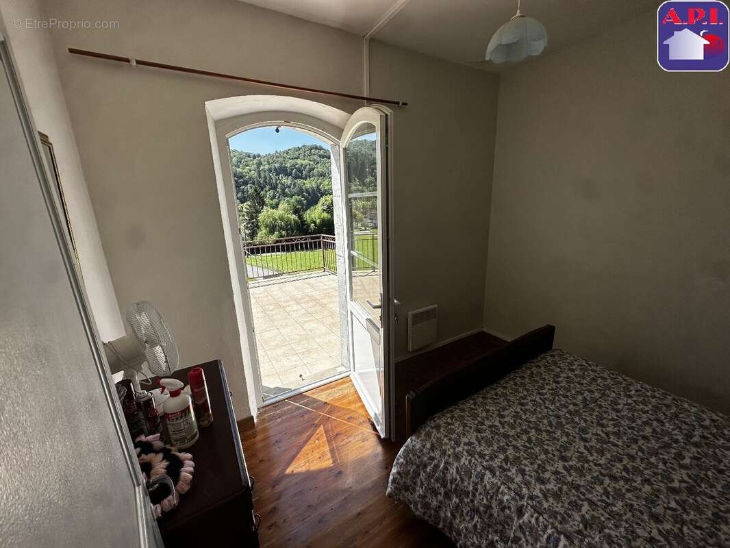 Maison 56 m² à Castelnau-Durban  - photo 11
