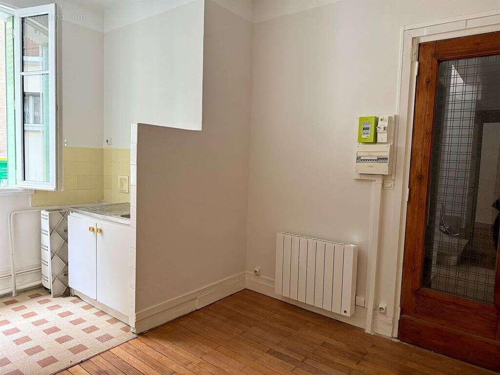 Appartement à PARIS-20E