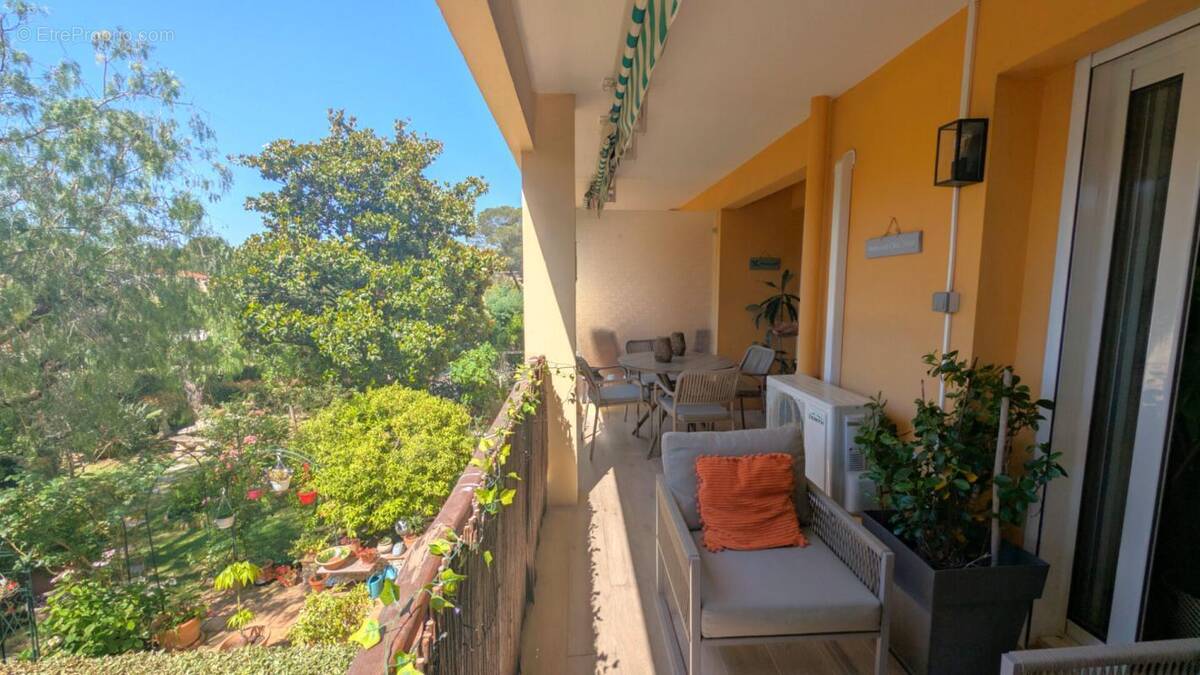 Appartement à SAINT-RAPHAEL