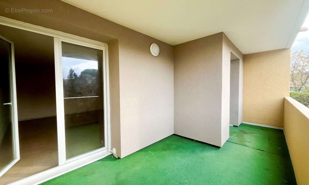 Appartement 72 m² à Gardanne  - photo 4