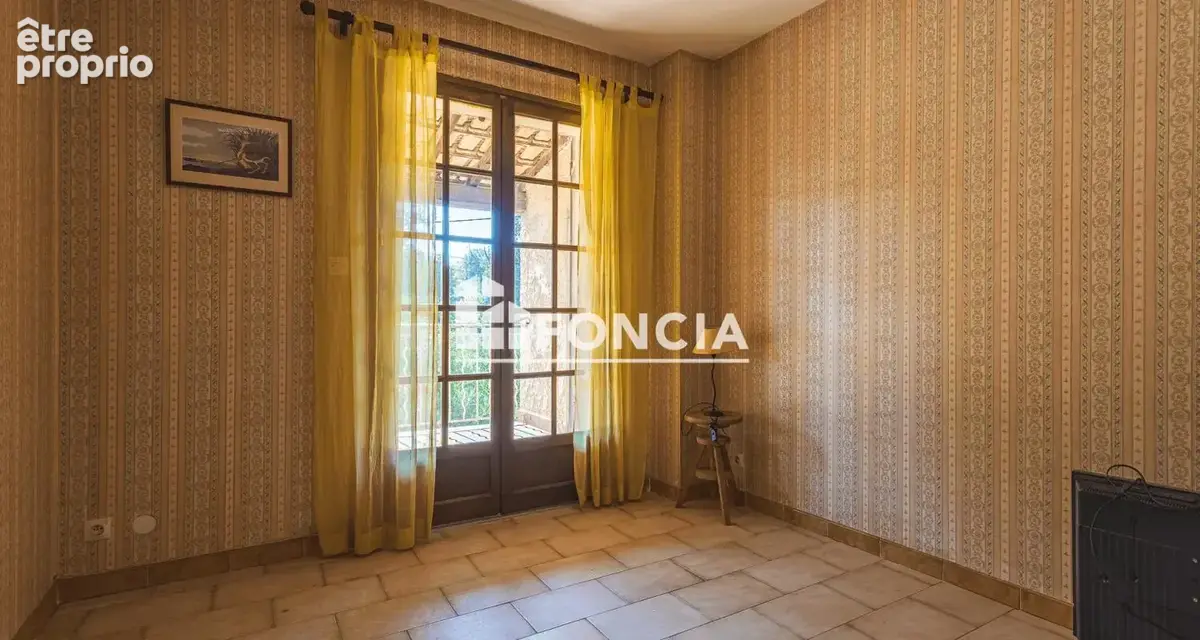 VILLA avec deux studios indépendants, piscine et jardin, plage verne - photo 7