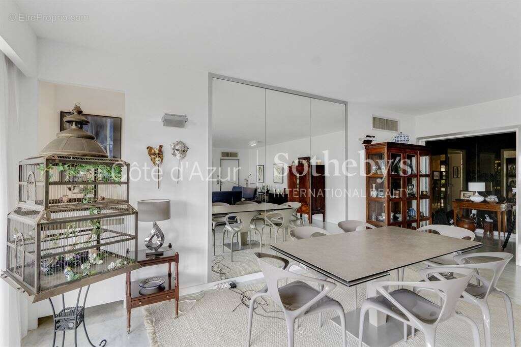 Cannes Croix des Gardes, appartement de 169 m² avec jardin privatif, vue mer - photo 4