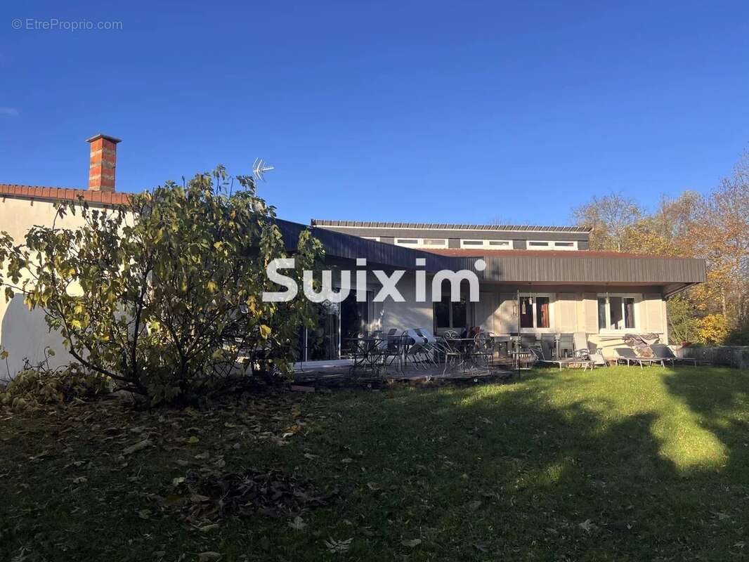 Maison à BLETTERANS