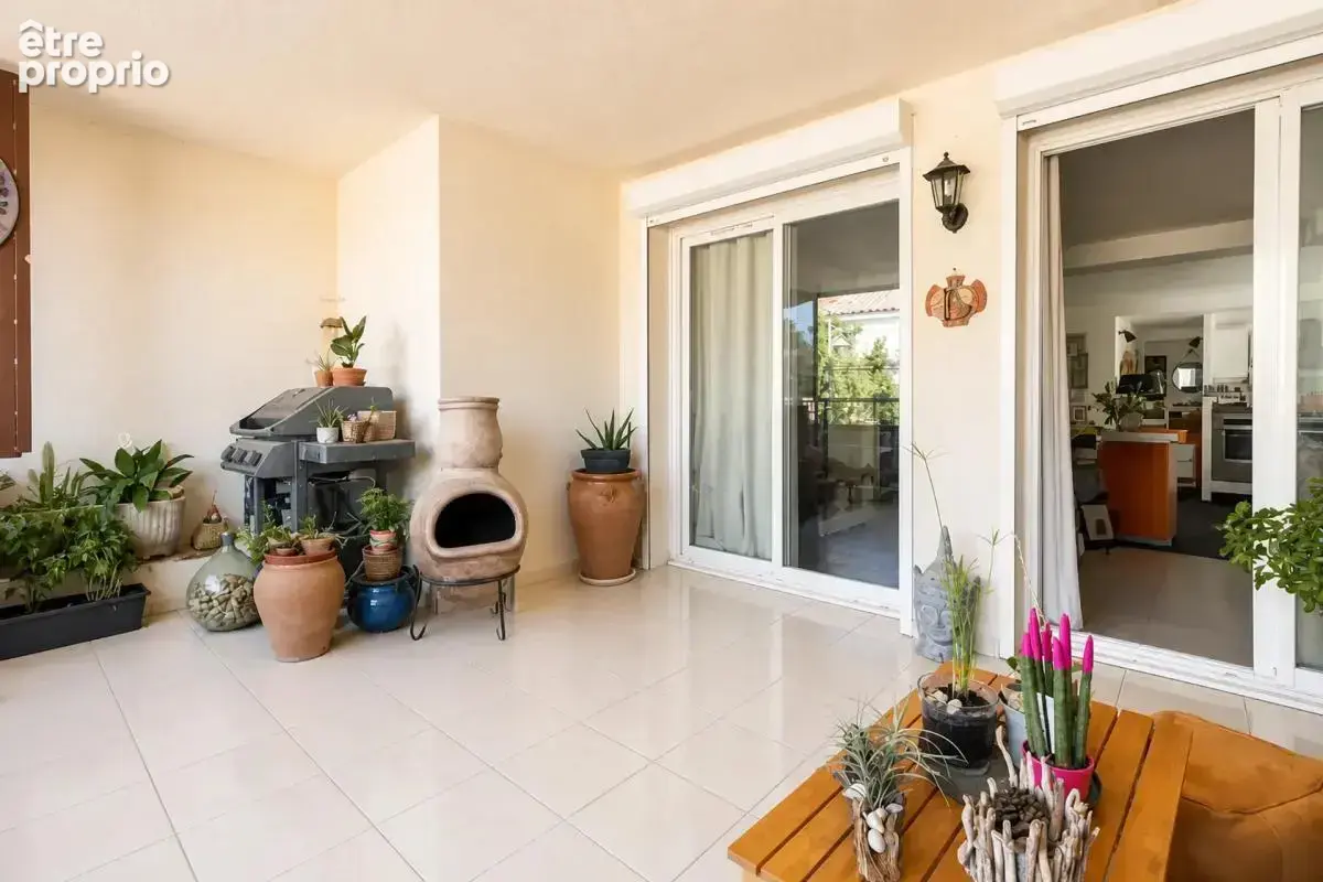 Appartement T3 de 82 m² à Villelaure - photo 3