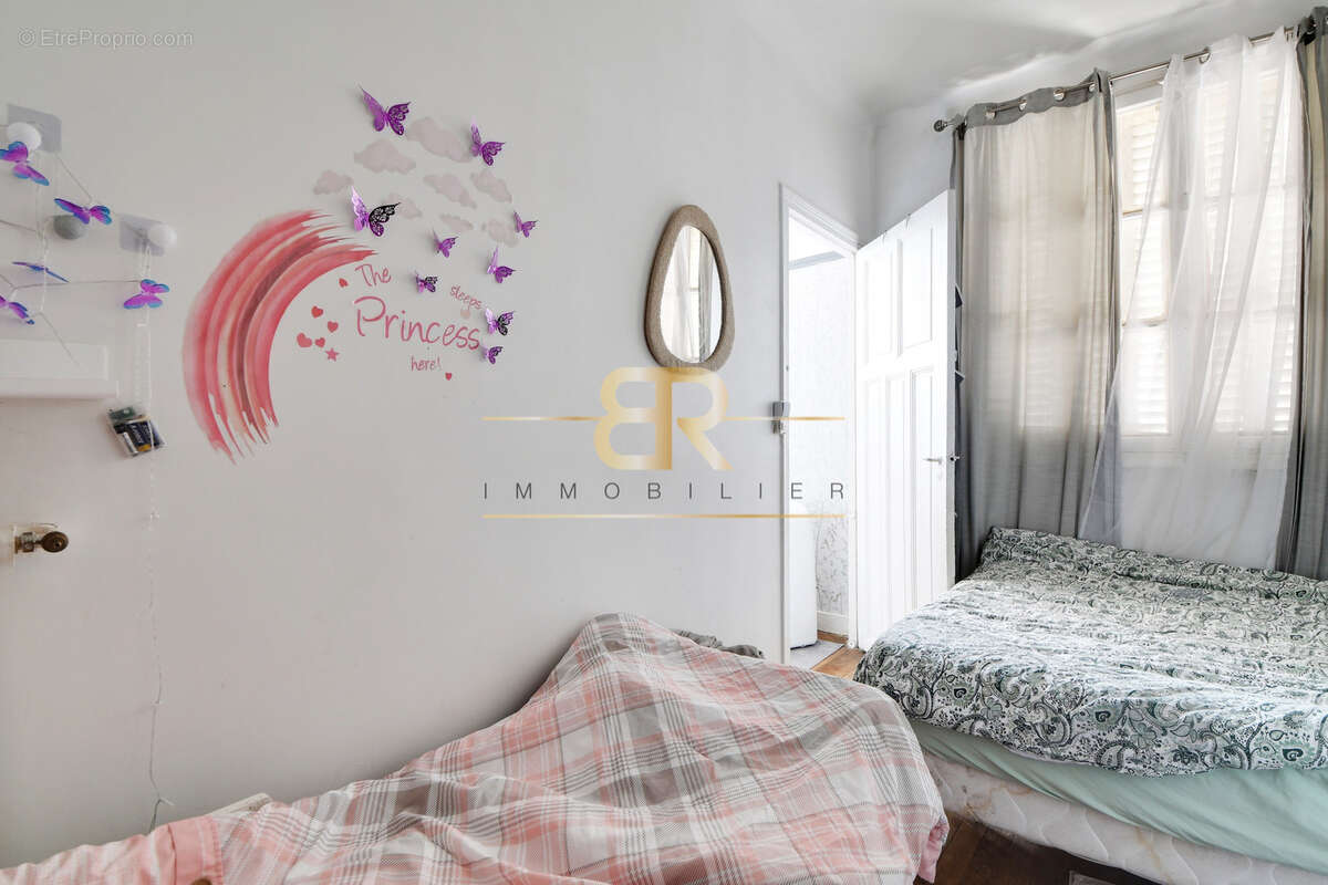 Commerce à COURBEVOIE