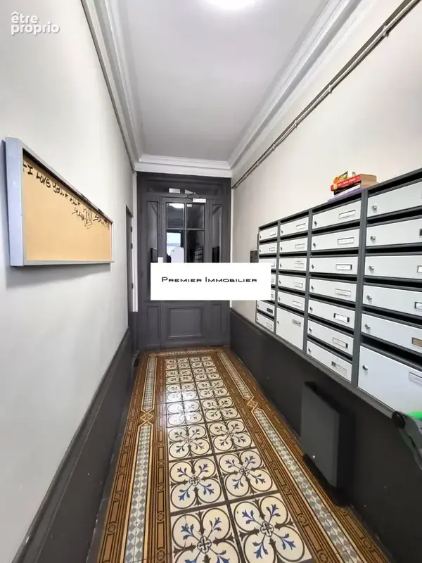 Appartement 2 pièces 42 m² à vendre à Paris-18e (75018) - photo 2