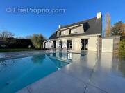 Photo 1 - Maison à LANGUIDIC