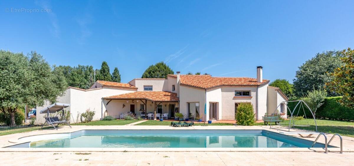 Maison à VILLENEUVE-SUR-LOT