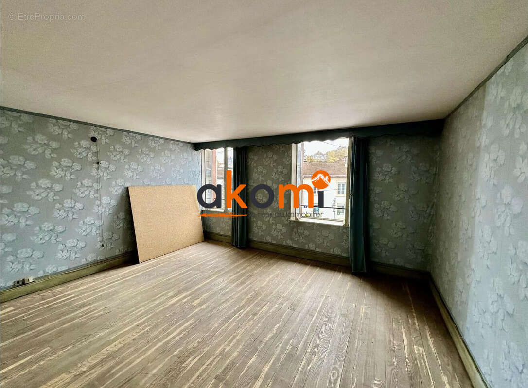 Maison à CIREY-SUR-VEZOUZE