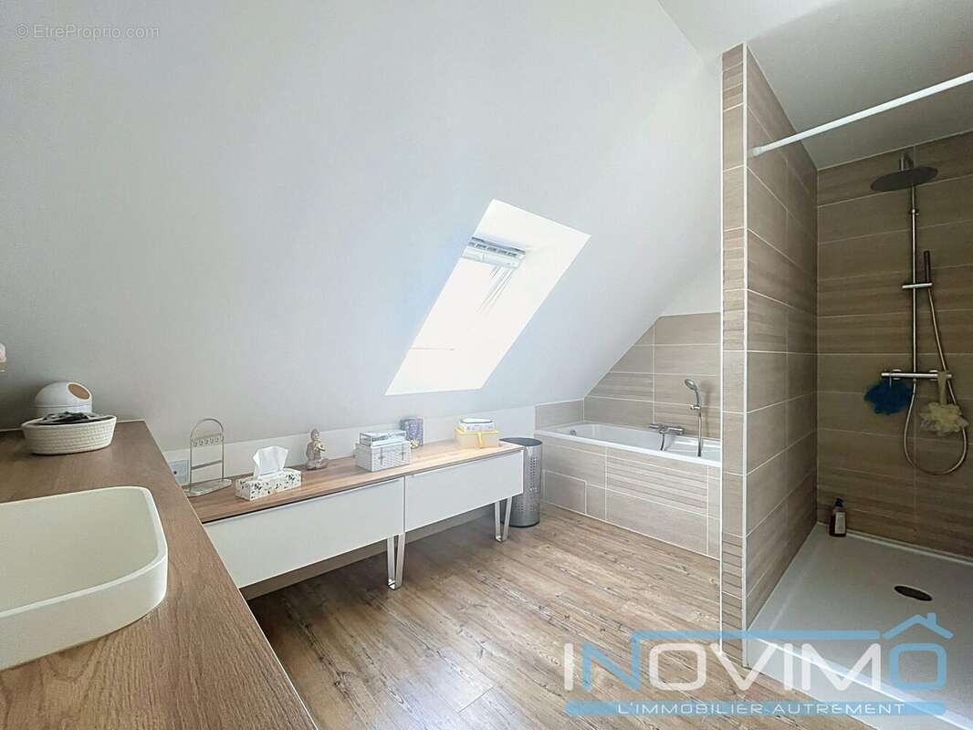 Maison 117 m² à Rexpoede  - photo 6