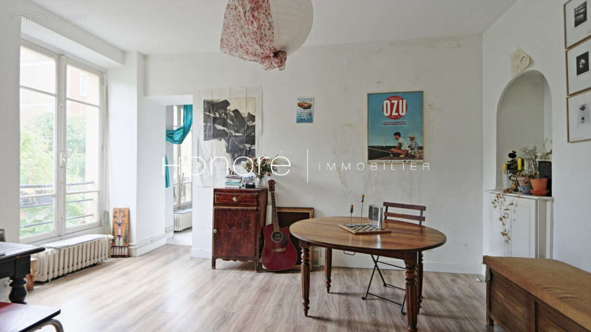 Appartement à PARIS-20E
