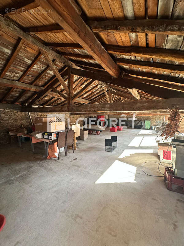 Immeuble de caractère avec 600 m² exploitables et fort potentiel - photo 11