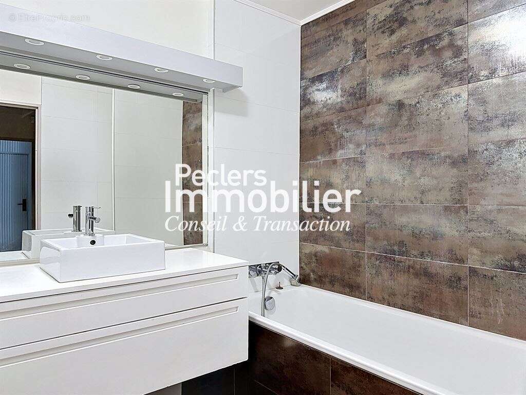 Appartement à RUEIL-MALMAISON