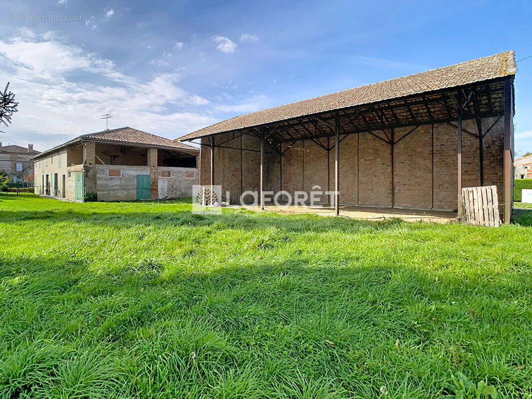 Maison à ESCATALENS