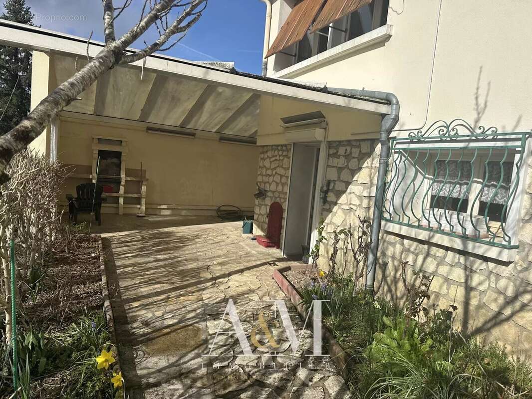 Maison à GOND-PONTOUVRE