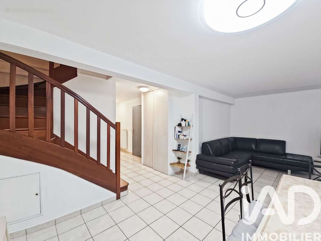 Photo 3 - Maison à LESIGNY