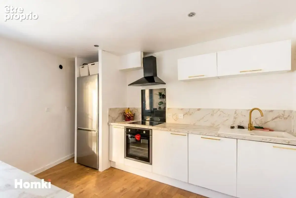 Maison de ville T3 de 110 m² à Saint-Andiol 13670 - photo 6