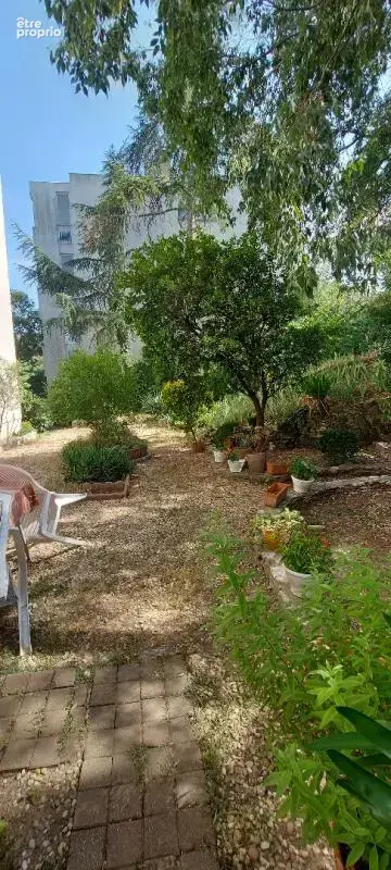 30.gard.nimes. appartement de 38 m²  quartier camplanier dans residence calme et securisee - photo 10