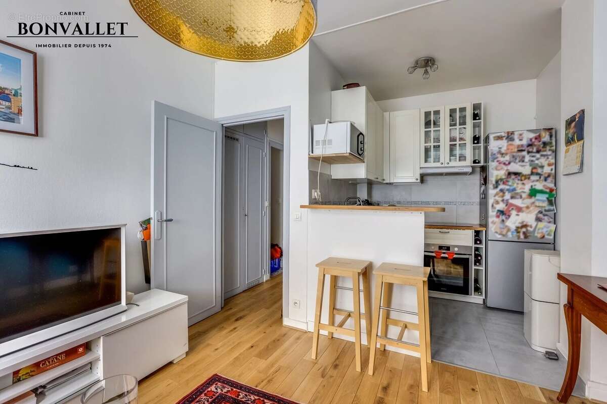 Appartement à PARIS-15E