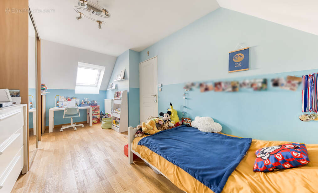 Maison à OZOIR-LA-FERRIERE