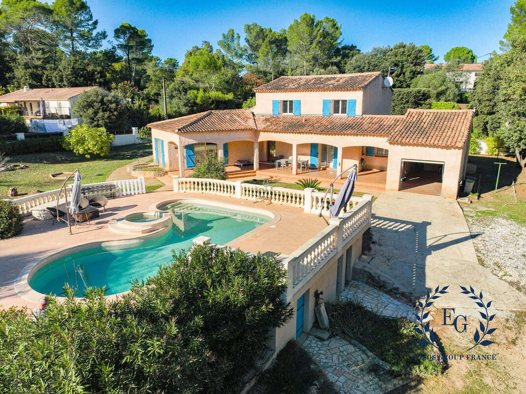 Maison à FLASSANS-SUR-ISSOLE