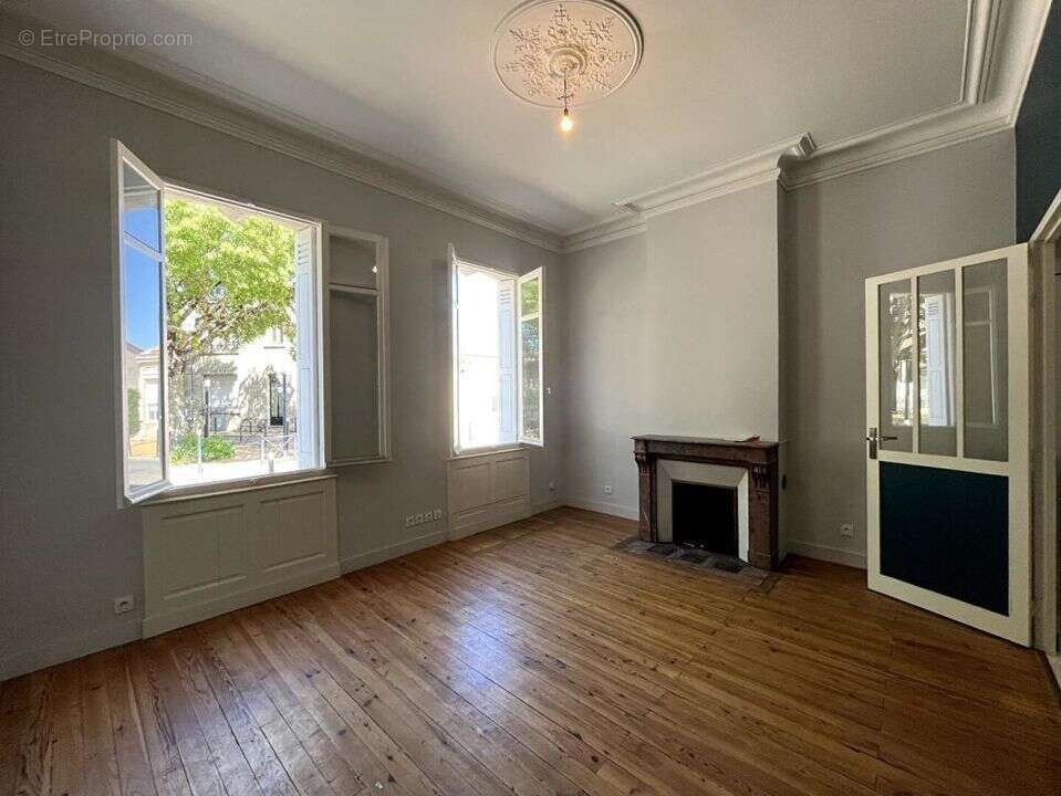 Maison à BORDEAUX