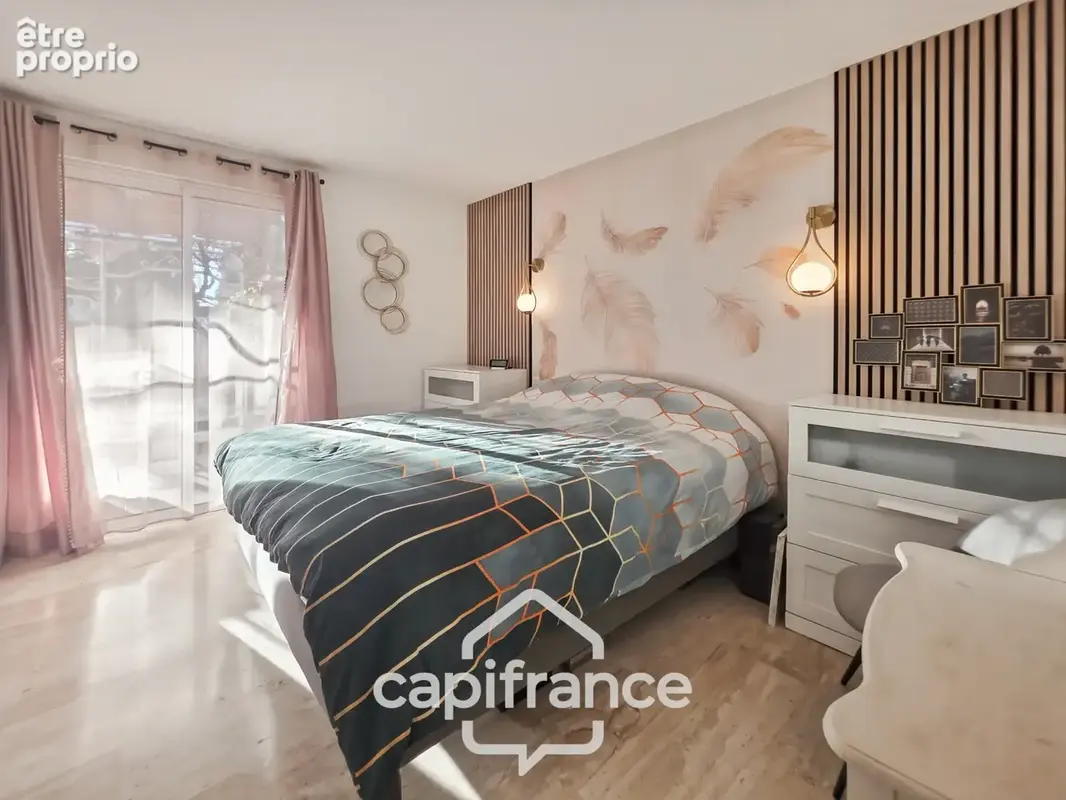 LE CRÈS – Maison familiale avec appartement indépendant, piscine et revenu locatif - photo 19
