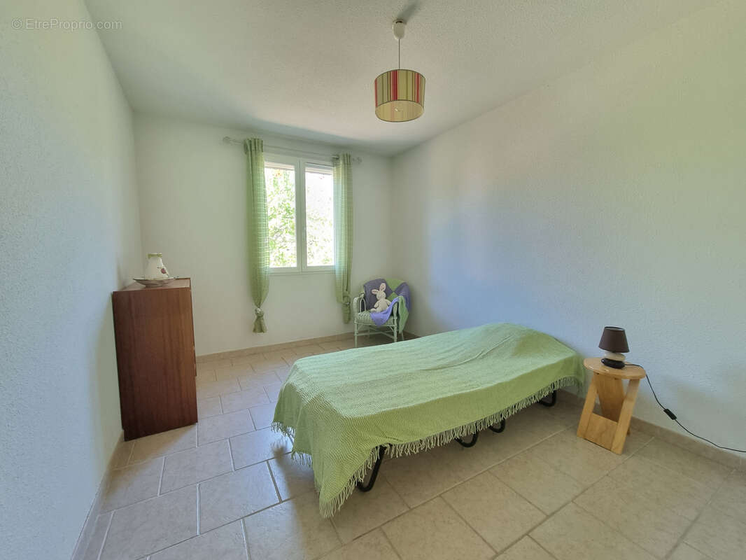 Maison à REGUSSE