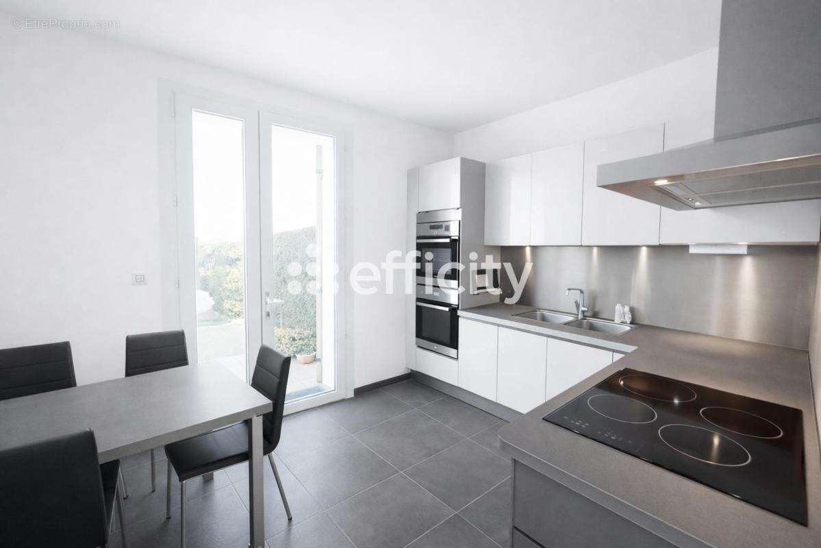 Maison à BERRE-L'ETANG