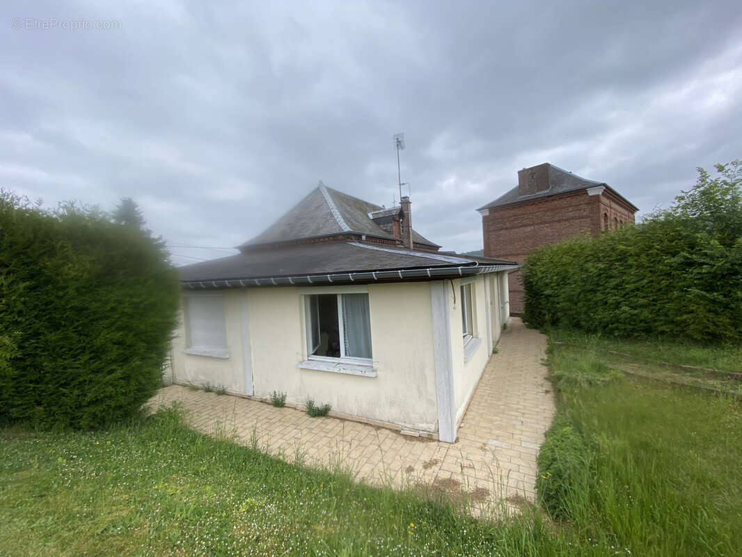 Maison disposant de 2 logements - photo 3