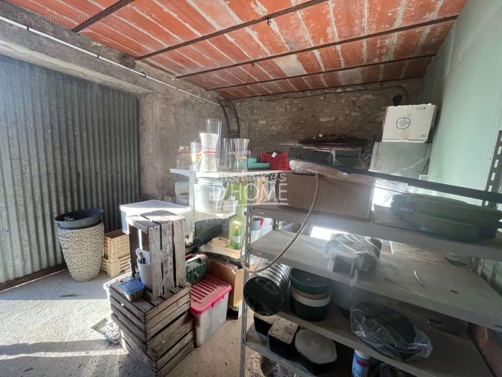 Maison à JOUY-LE-CHATEL