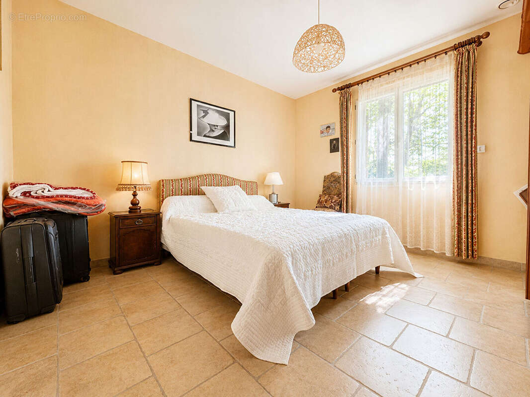 Maison à BOUGLAINVAL