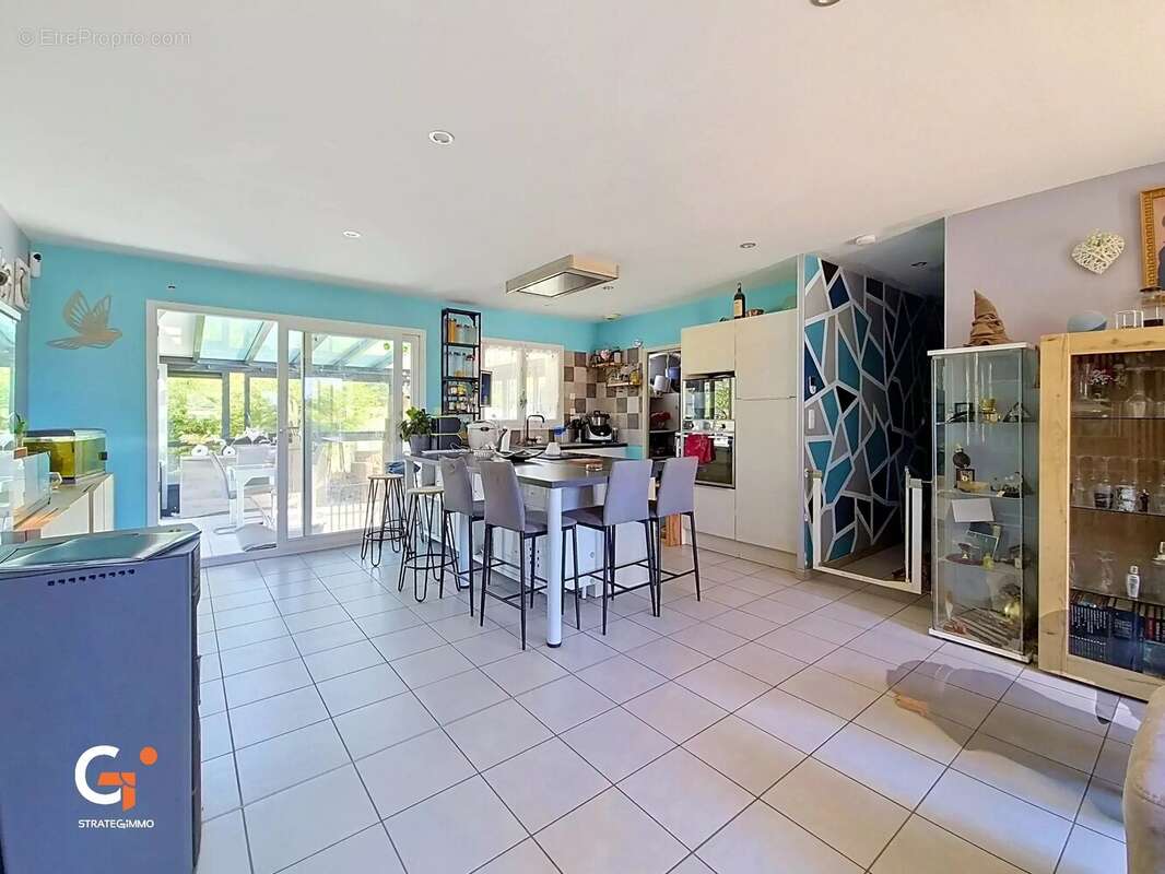 En exclusivité— Maison familiale de 95 m² avec patio, cuisine extérieure et garage — À quelques minutes de Bacqueville-en-Caux - photo 3