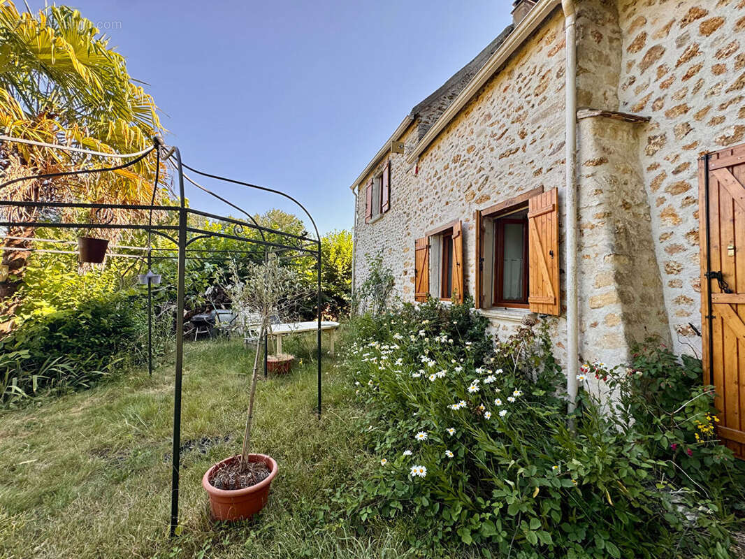 Maison Fremainville 5 pièce(s) 94 m2 - photo 12