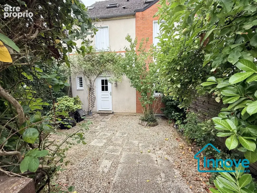 Maison 5 pièces 126 m² à vendre à Versailles (78000) - photo 2