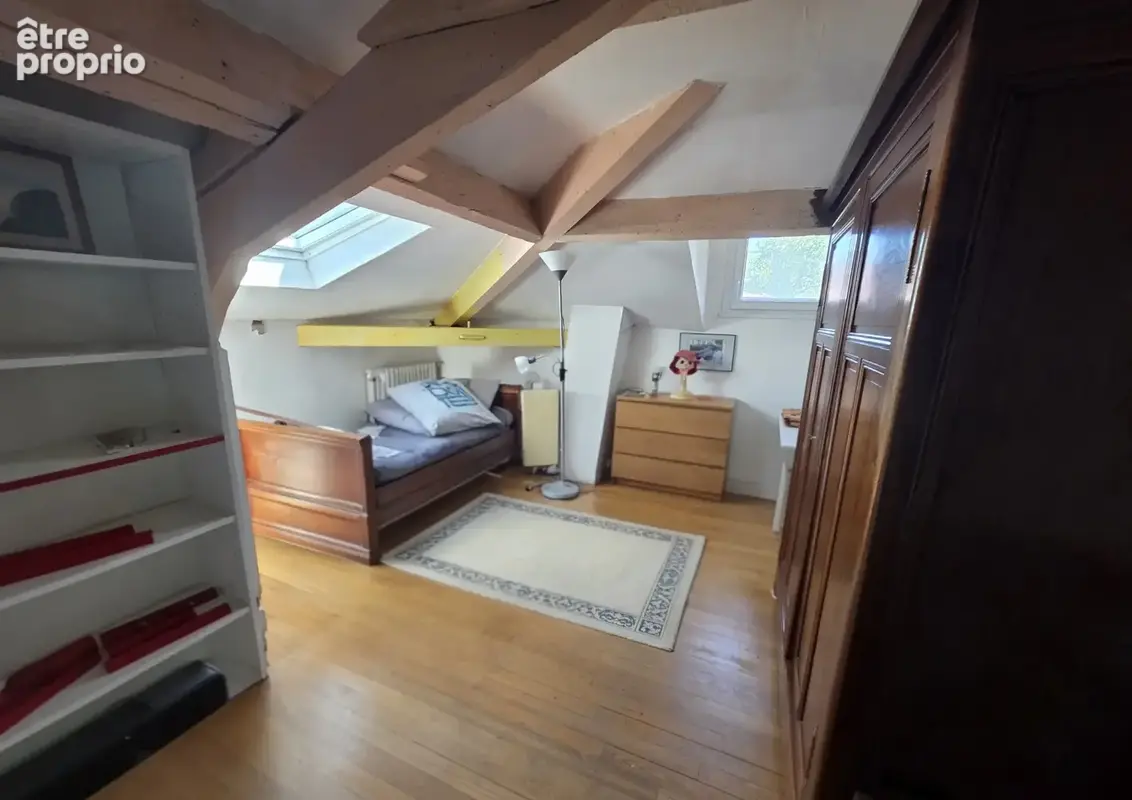 Côte Pavée   Maison de caractère 1920 à rénover sur 1 200 m2 arborés - photo 4