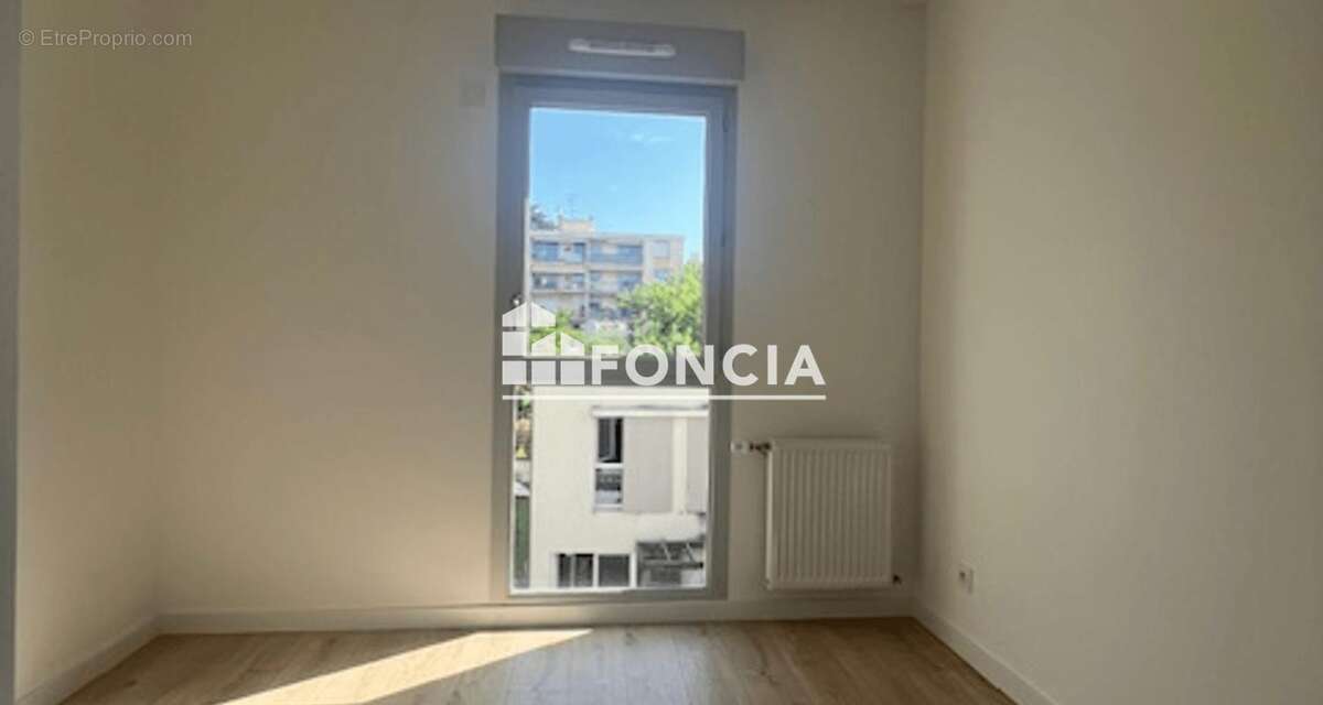 Appartement à RILLIEUX-LA-PAPE