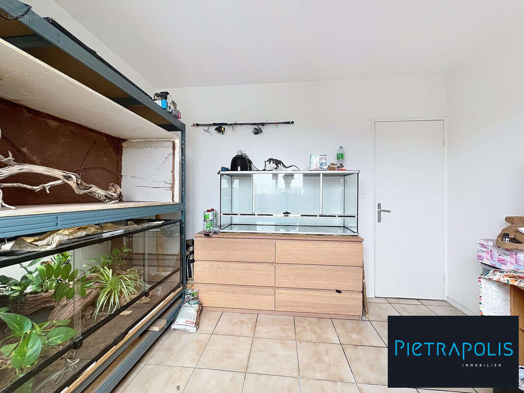 Appartement à CHENOVE