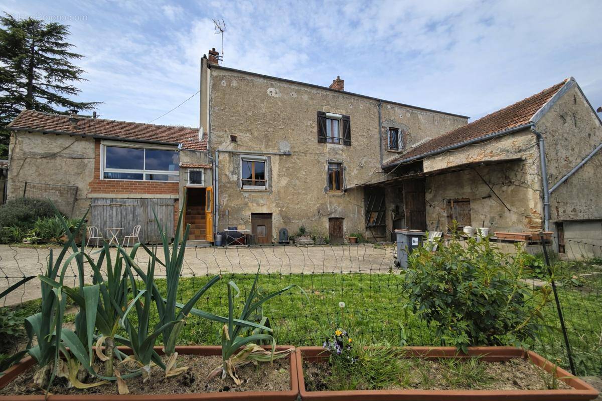 Maison à ECQUEVILLY
