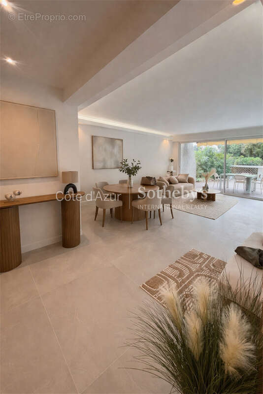 Appartement à CANNES