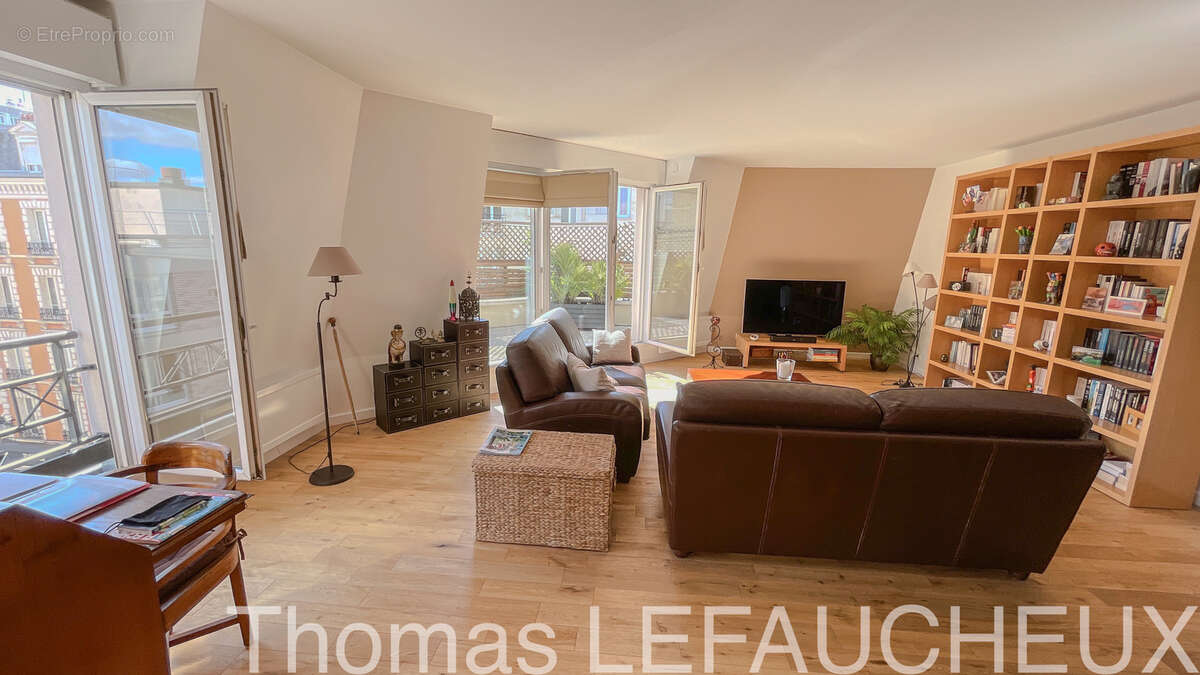 Appartement à BOIS-COLOMBES