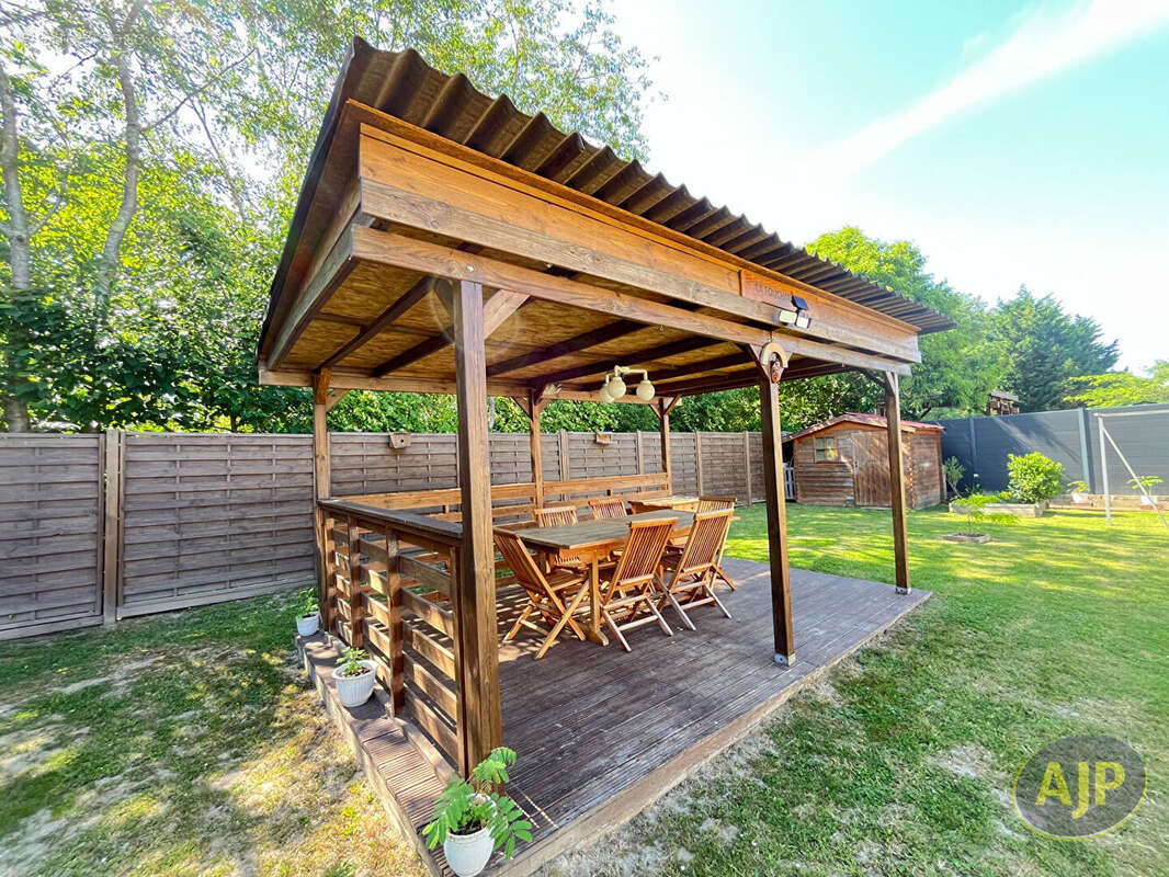 Maison à LA CHAPELLE-SUR-ERDRE